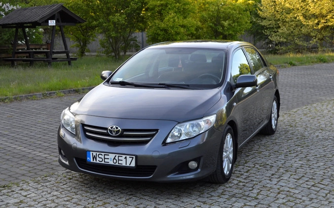 Toyota Corolla cena 18900 przebieg: 270000, rok produkcji 2010 z Sierpc małe 497